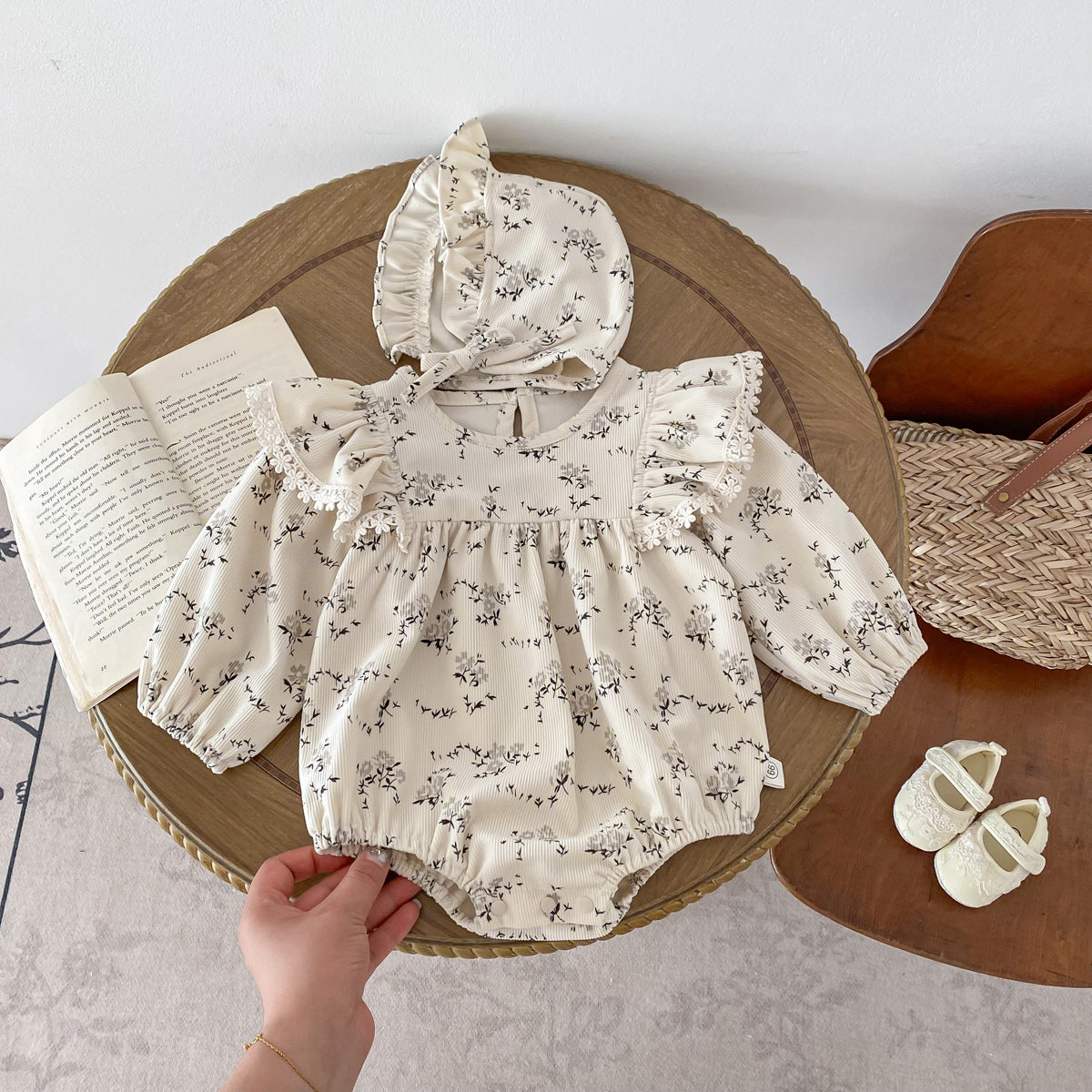 Spring And Autumn Long-sleeve Jumpsuit Baby Girl Corduroy Round Neck Floral
