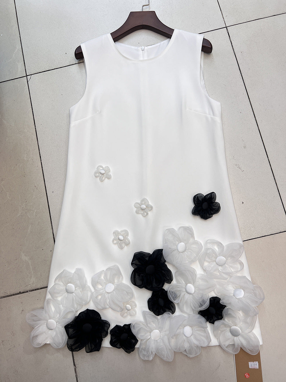 Spring And Summer New Vest Three-dimensional Flower Dress