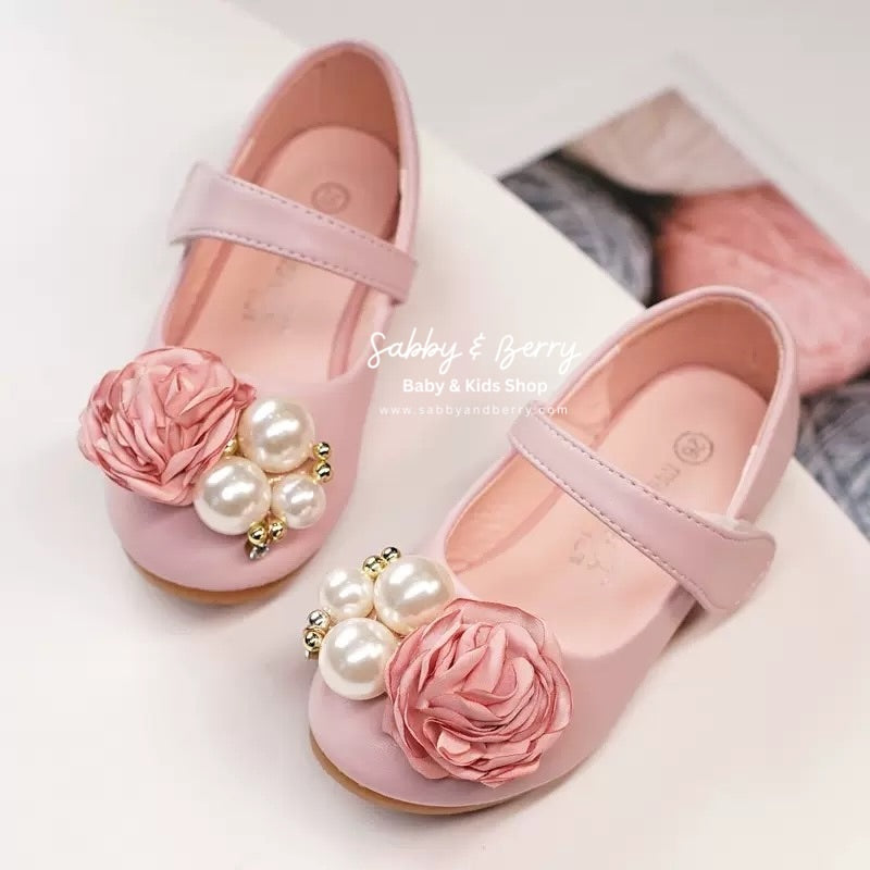 PIA ROSE & PEARL MARY JANE SHOES