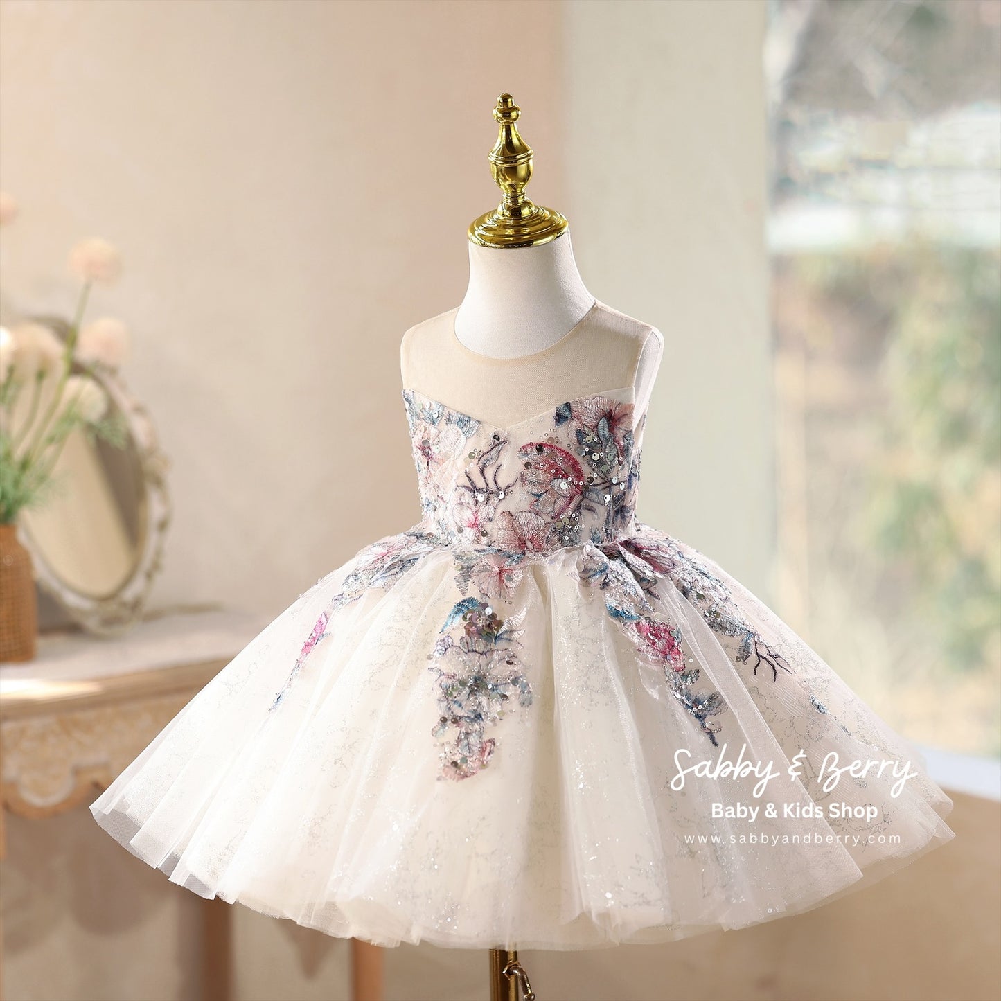 AYANA DRESS