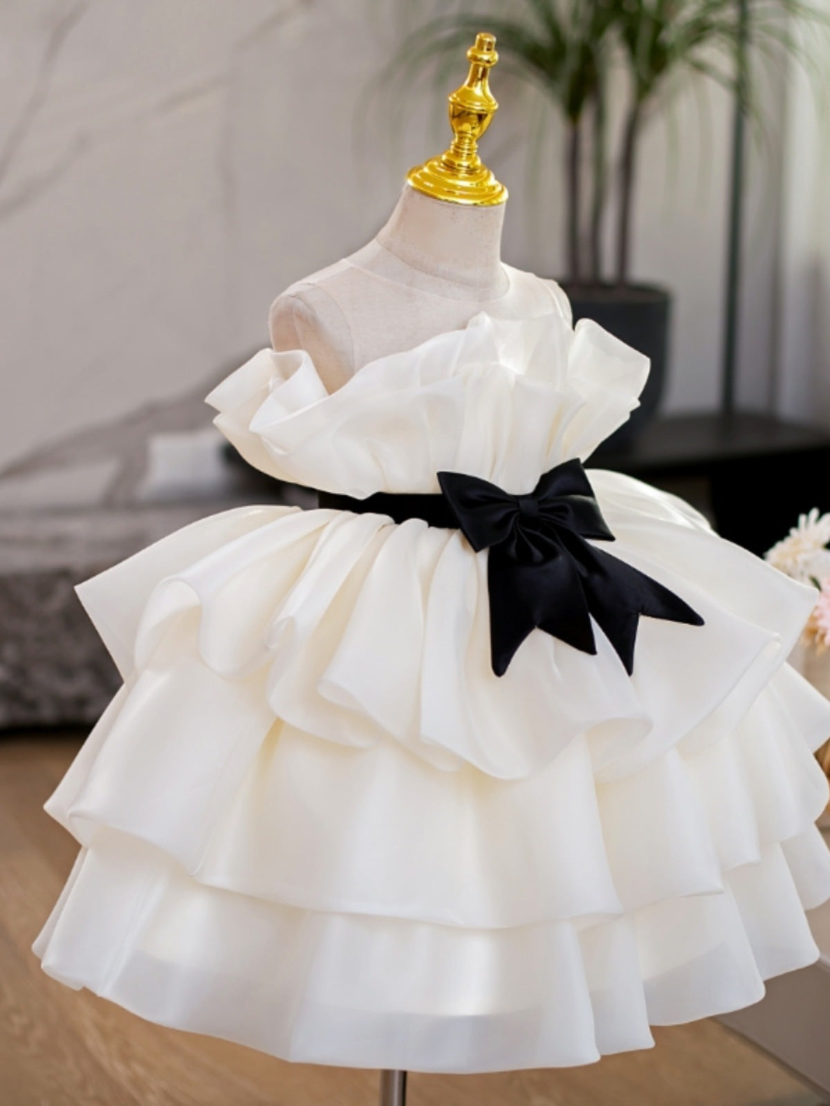 CHARINA DRESS