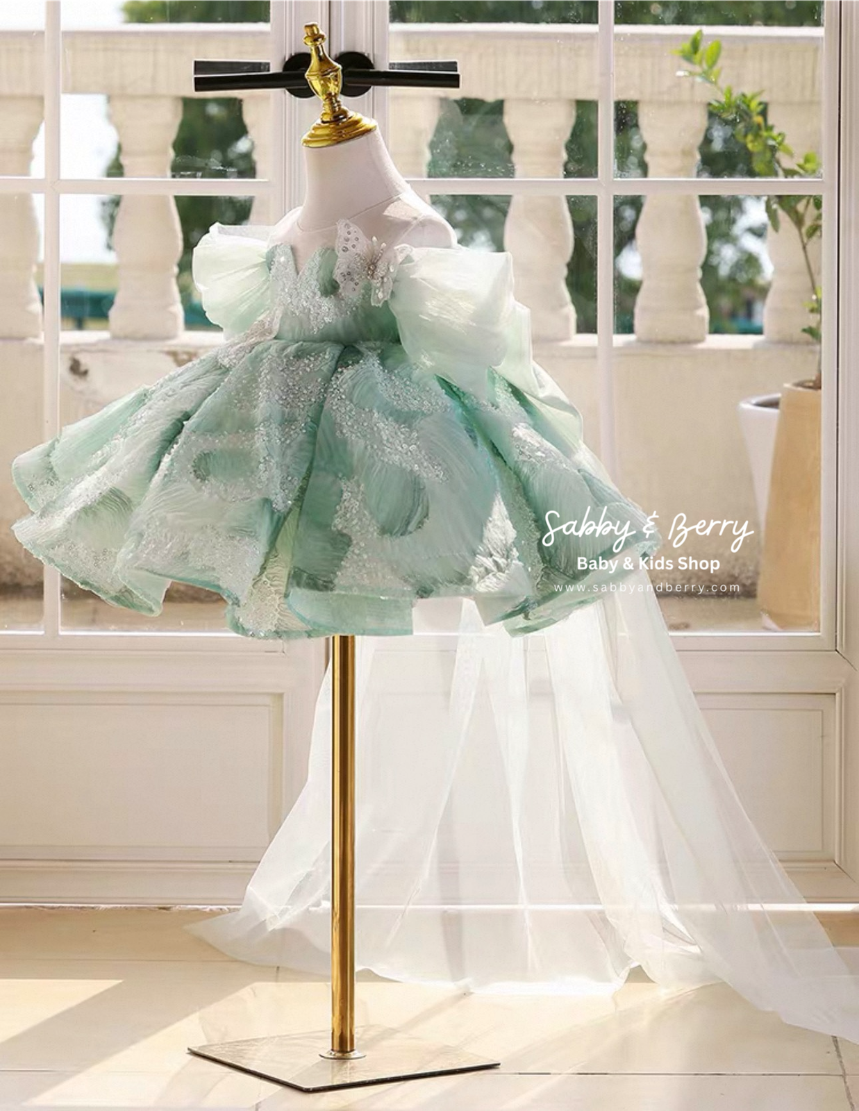 CHANDRIA DRESS
