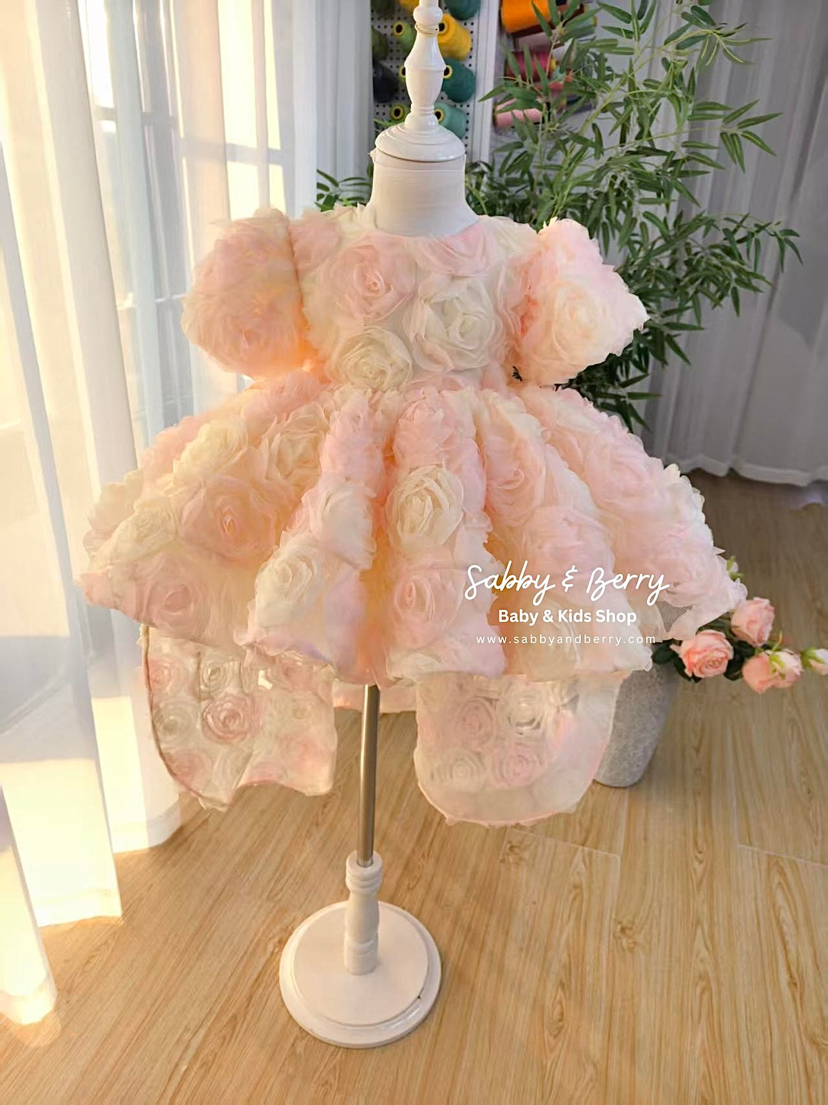 ROSETTE HIGH-LOW DRESS