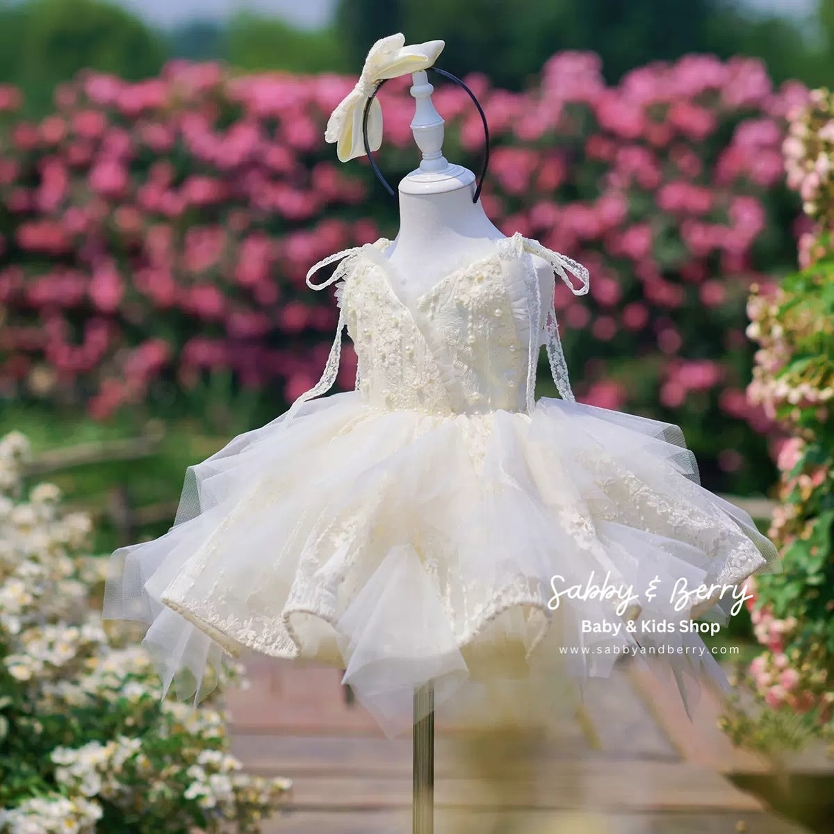 ARIA DRESS