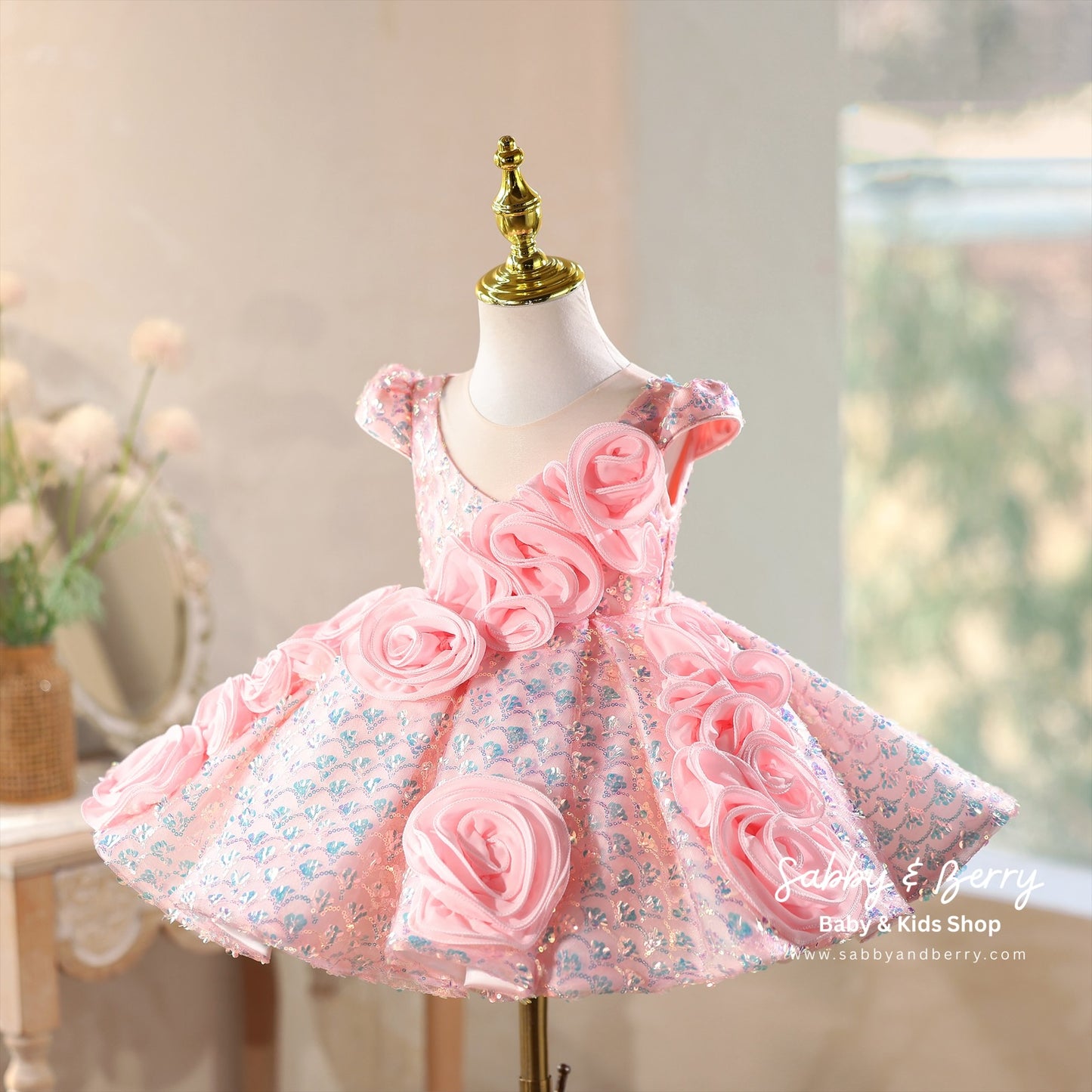 FREESIA DRESS