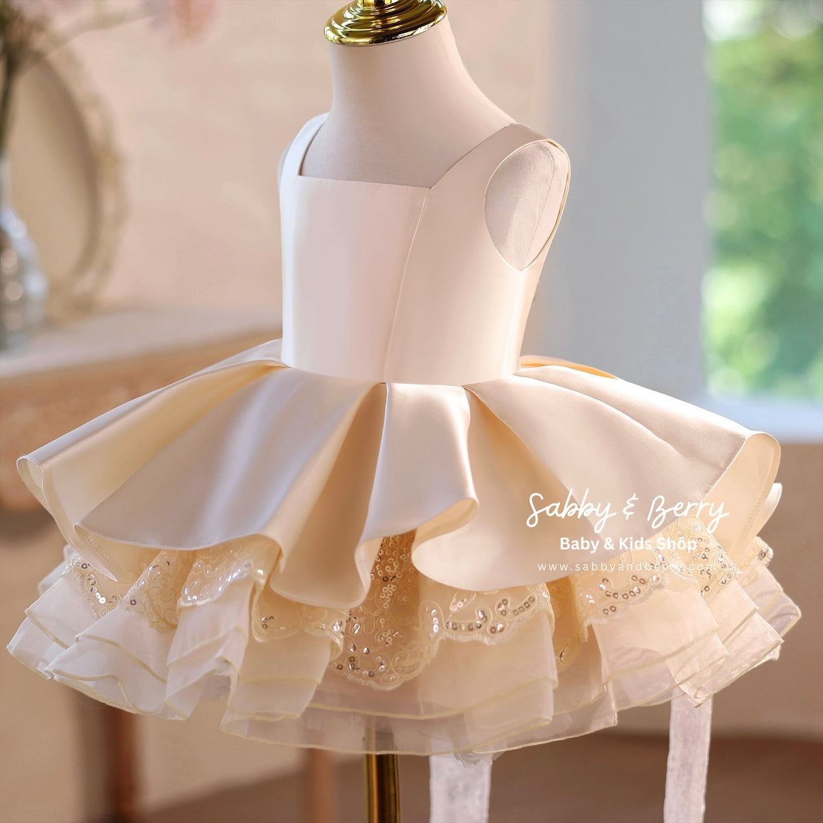 BELINDA DRESS