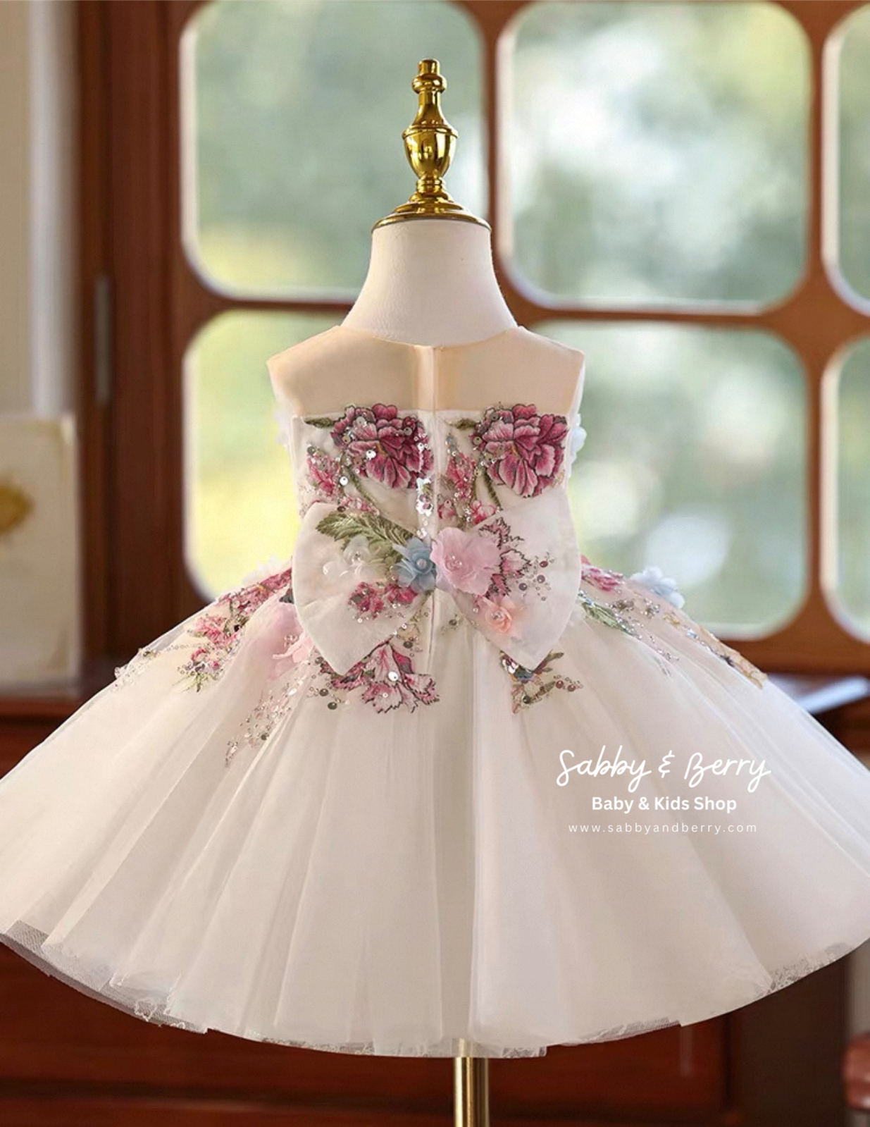 MIRA DRESS