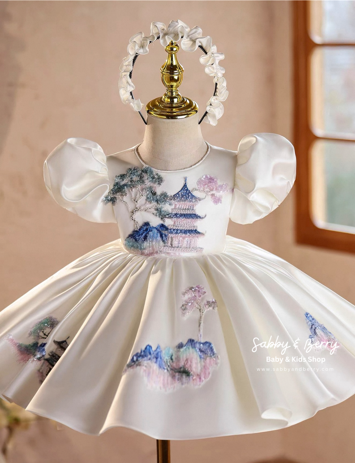 VERNIECE DRESS