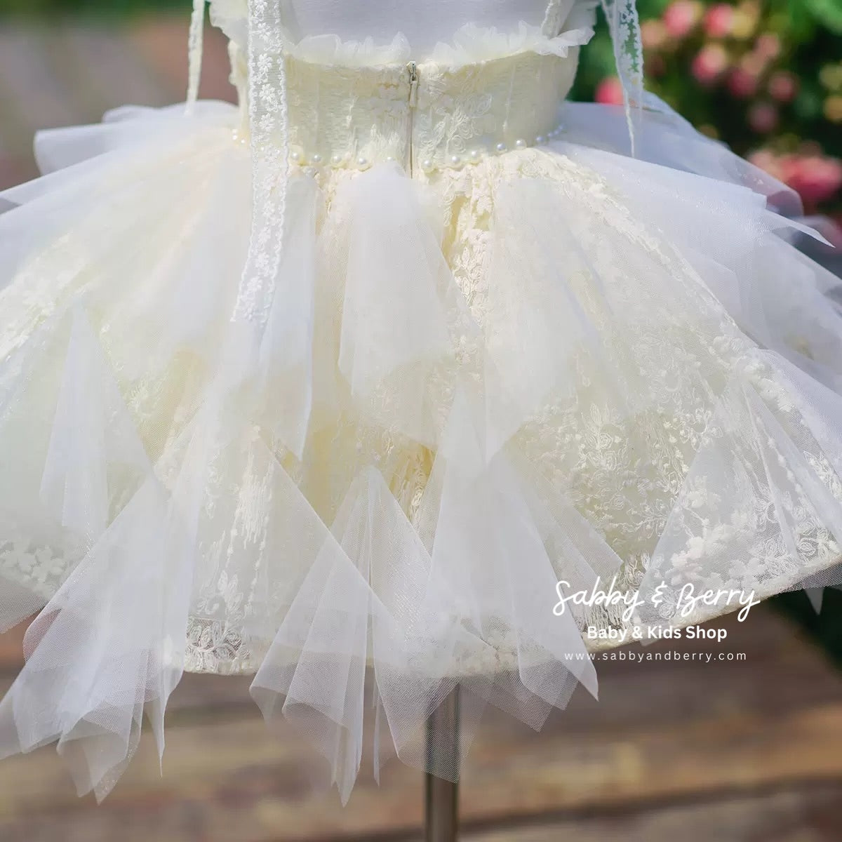 ARIA DRESS