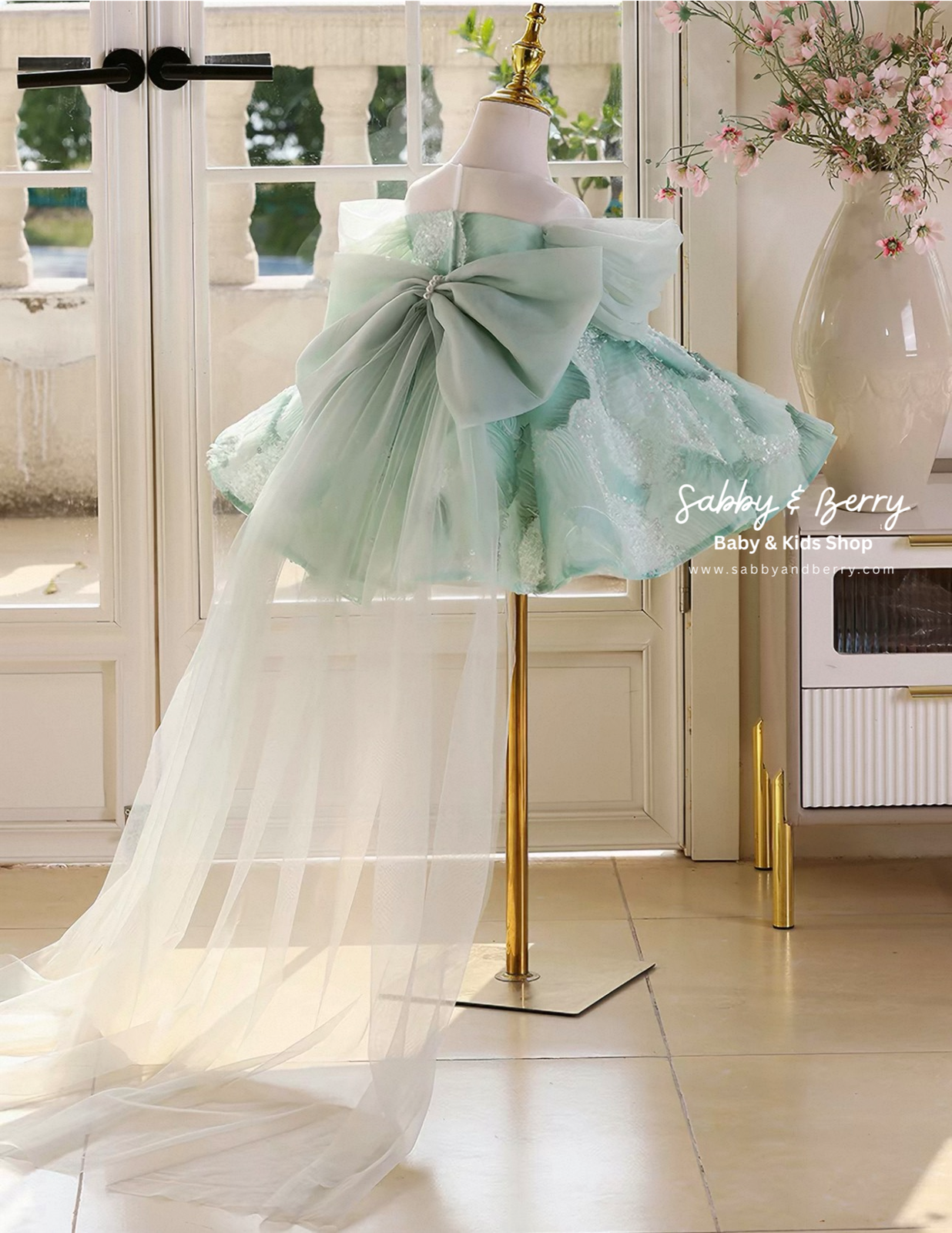 CHANDRIA DRESS