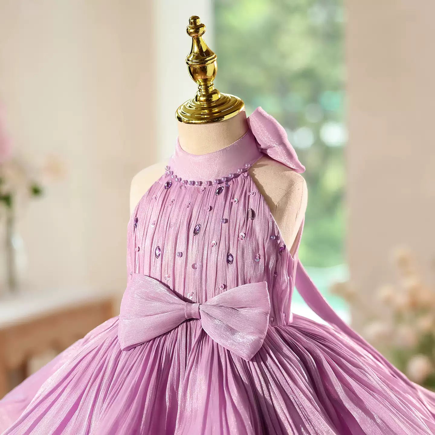 High-end princess evening dresses, girls' birthday dresses, emcee dresses, girls' piano performance costumes